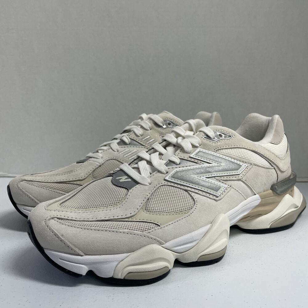 New Balance 9060 Sea Salt Moonbeam U9060WHT Size 13 Mesh Chunky Workout Sneaker